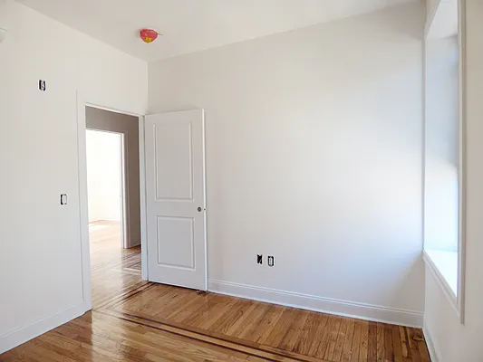 Rented by BIG Management NY | media 33