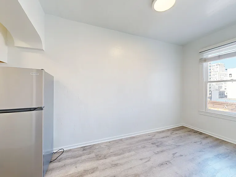 723 Ellis St #406 — Photo 5