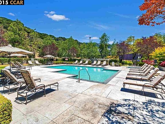 4th image of 580 Canyon Oaks Dr APT E