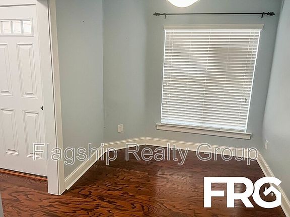 5th image of 1805 Fox Den Way Unit 2