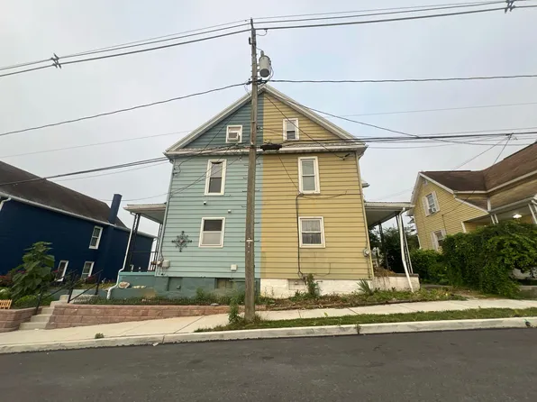 446 Center St, Chambersburg, PA 17201