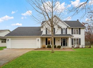 14 Lamplighter Ct, Appleton, WI 54914