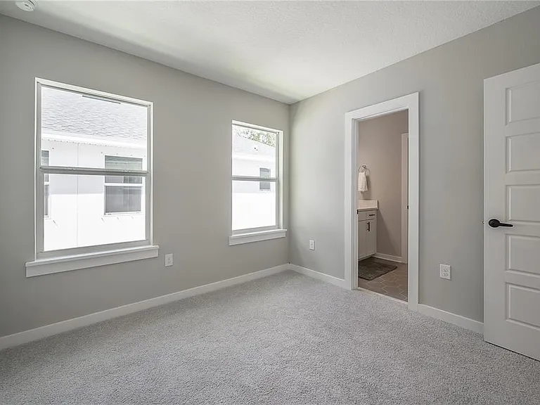 4402 W Gray St #1 — Photo 30