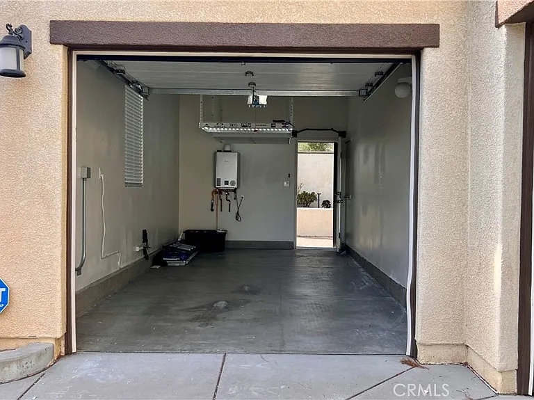 20251 Livorno Way — Photo 34