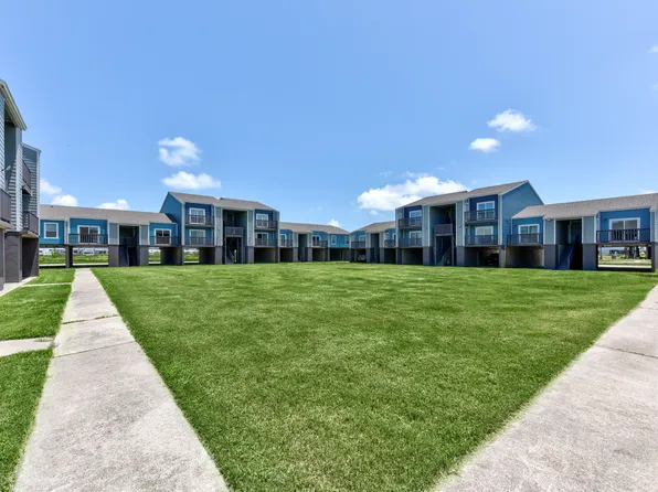 Bay Shore Apartments