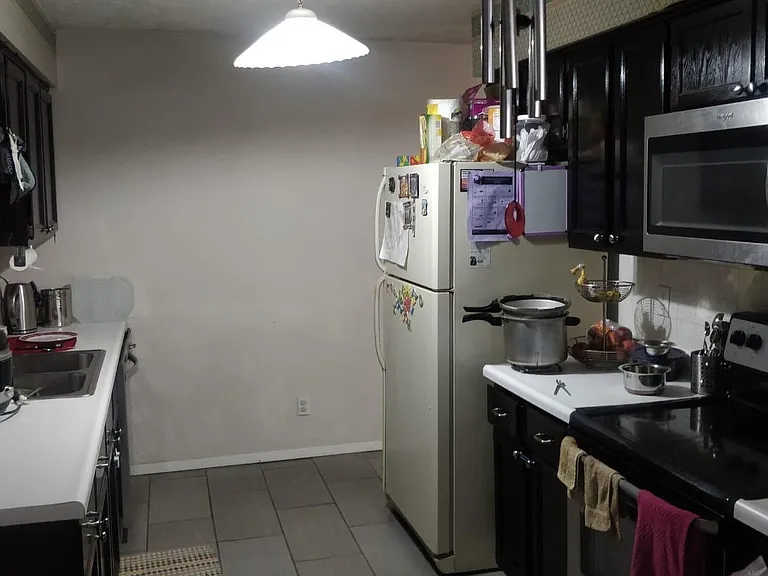 2802 E Lincoln St #1D — Photo 11