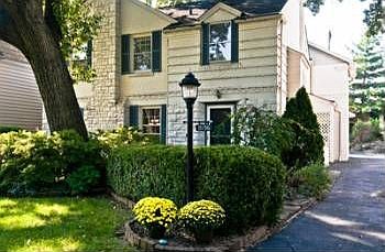 2nd image of 8156 Gannon Ave