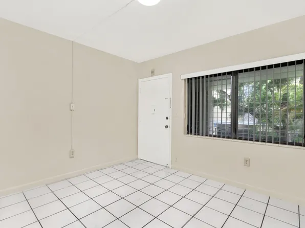 426 Santander Ave, Miami, FL