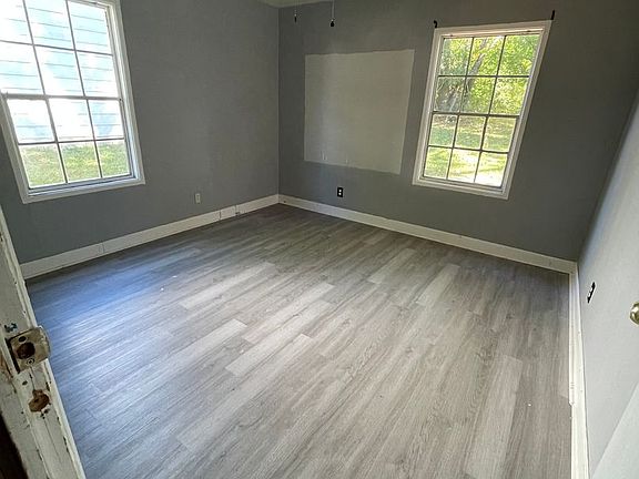 4th image of 2537 Crape Myrtle St