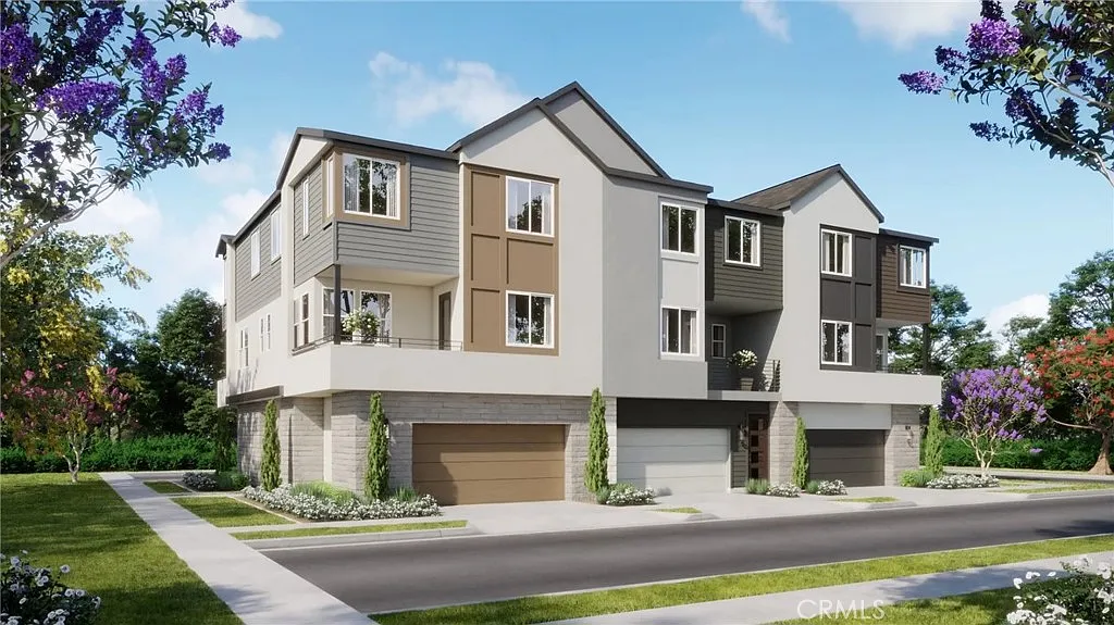 3 bed, 2.5 bath, 1326 sqft, $3,950 — Photo 1