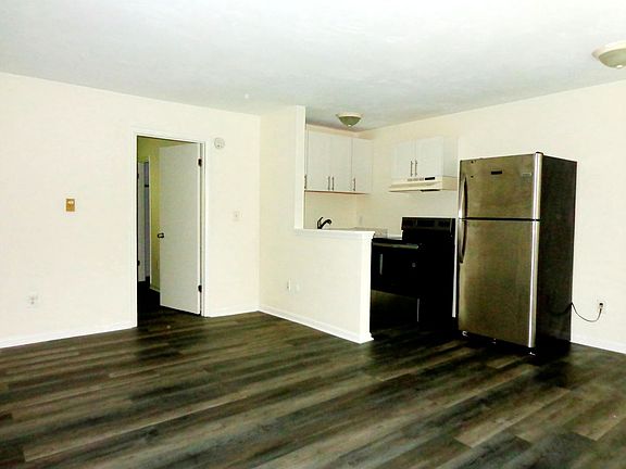 2nd image of 2828 E Ocean View Ave APT 2