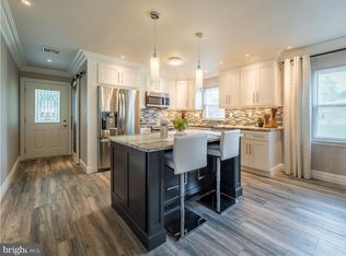 26 Sherwood Pl, Southampton, NJ 08088