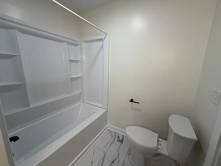 209 Dennis St — Photo 17