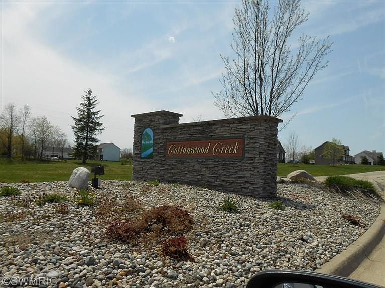 1st image of 9448 Cottonwood Creek Dr
