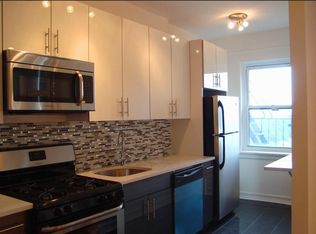 8220 Bay Pkwy, Brooklyn, NY 11214