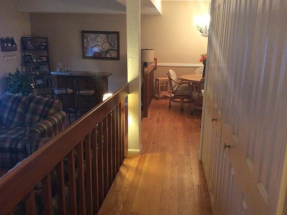 2nd image of 122 Tall Oaks Dr Unit Q