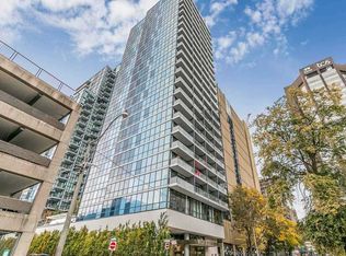 210 Simcoe St #1008, Toronto, ON M5T0A9