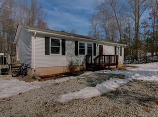 321 Ridgeway Cir, Troutville, VA 24175