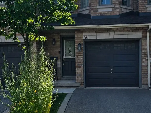 455 Apache Ct #90, Mississauga, ON L4Z 3W8