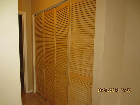 2ND CLOSET