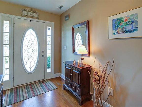 3rd image of 152 Miller Dr