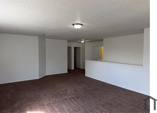 6835 Evercrest Ln — Photo 9