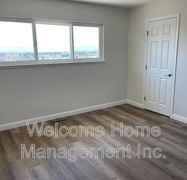 16233 San Remo Dr — Photo 23
