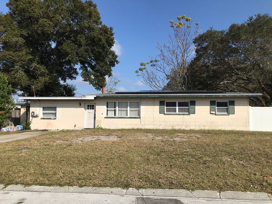 1st image of 1231 S Evergreen Ave