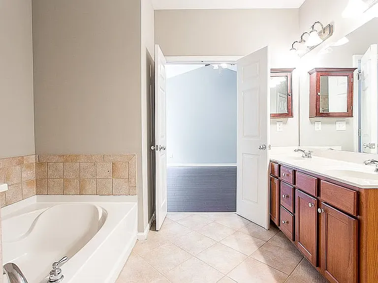11224 Snowy Owl Ln — Photo 15