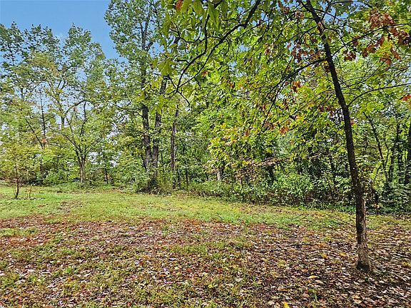 5th image of 23933 E 865th Rd