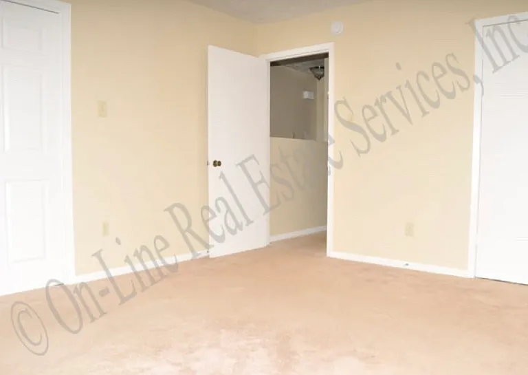 806 San Pedro Dr #D — Photo 5