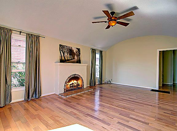 2nd image of 5993 Myrtle Ave