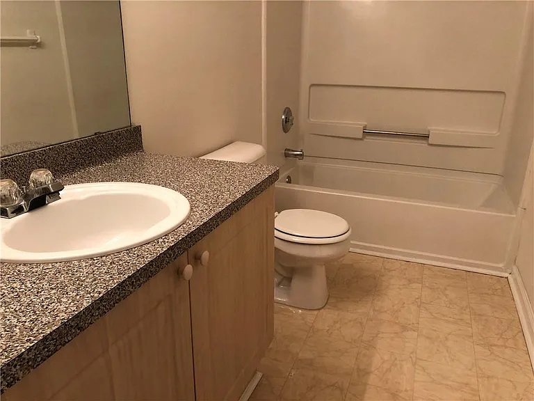 5955 Graywood Cir SE — Photo 21