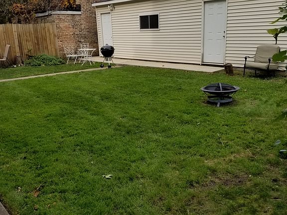 2nd image of 4036 N Hoyne Ave APT 1S