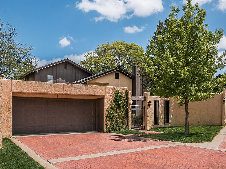 1st image of 2 Windwood Pl