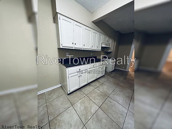 5th image of 842 Isabelle St