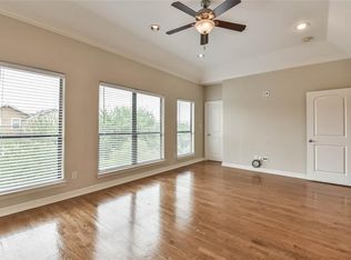 1629 Cohn St, Houston, TX 77007