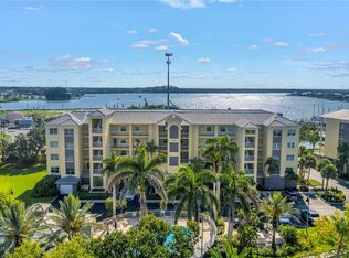 423 150th Ave APT 1501, Madeira Beach, FL 33708