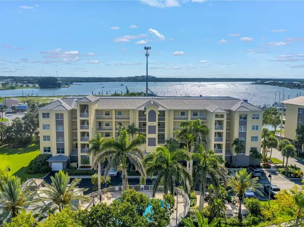 423 150th Ave APT 1501, Madeira Beach, FL 33708
