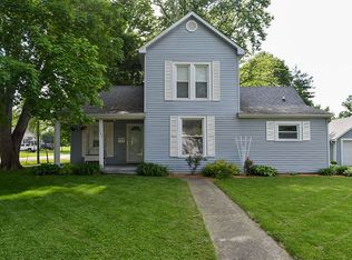 1457 S West St, Jacksonville, IL 62650