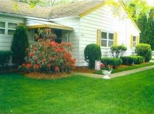 9672 Shady Ln, Algonac, MI 48001