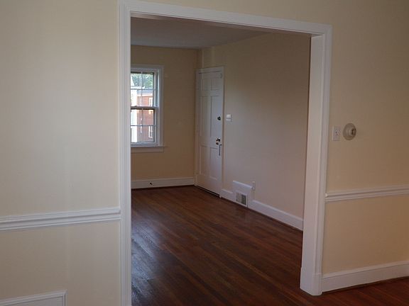 4th image of 3314 Park Ave