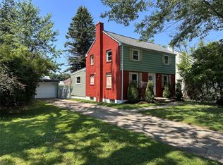 3010 Oakwood St, Erie, PA 16508