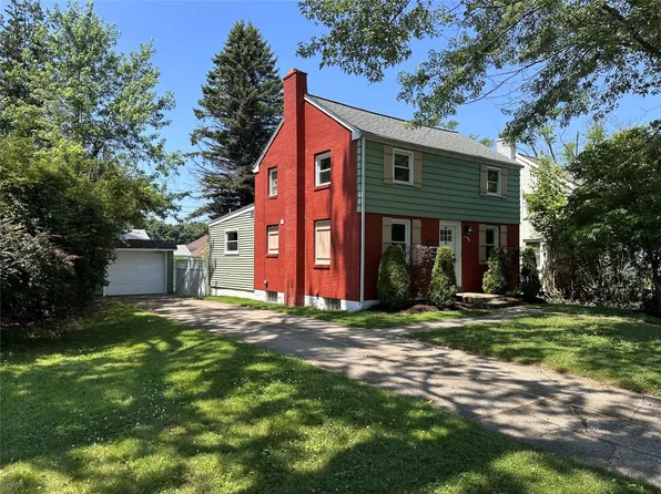 3010 Oakwood St, Erie, PA 16508