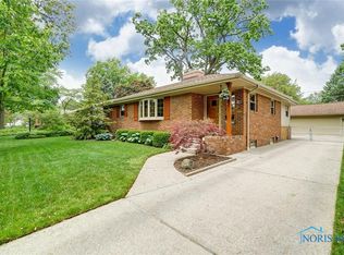 2912 Gracewood Rd, Toledo, OH 43613