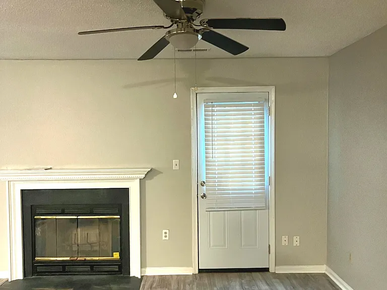 149 Wexford Dr E — Photo 5