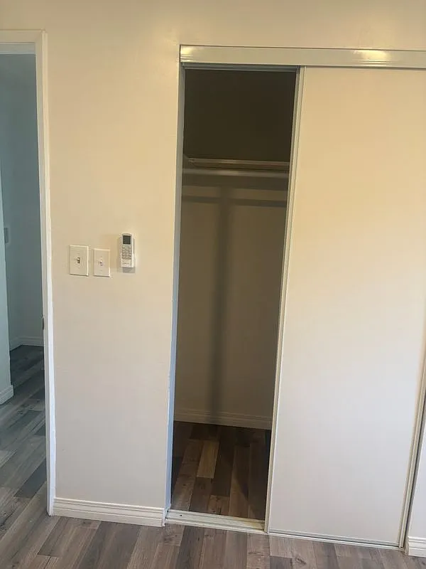 2 bed, 1.0 bath, 800 sqft, $1,850 — Photo 2