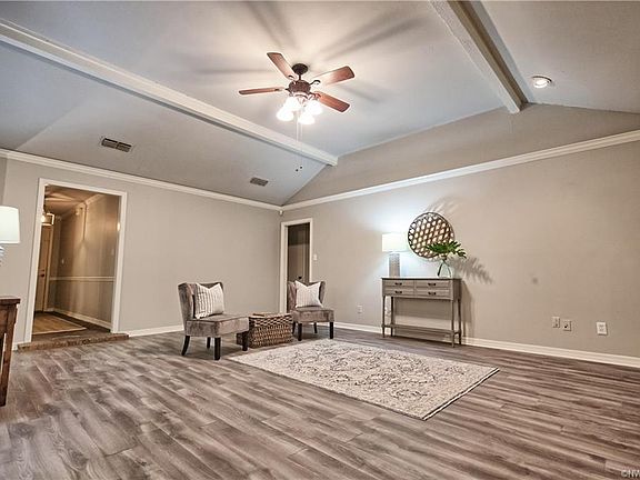 5th image of 10100 Trailridge Dr