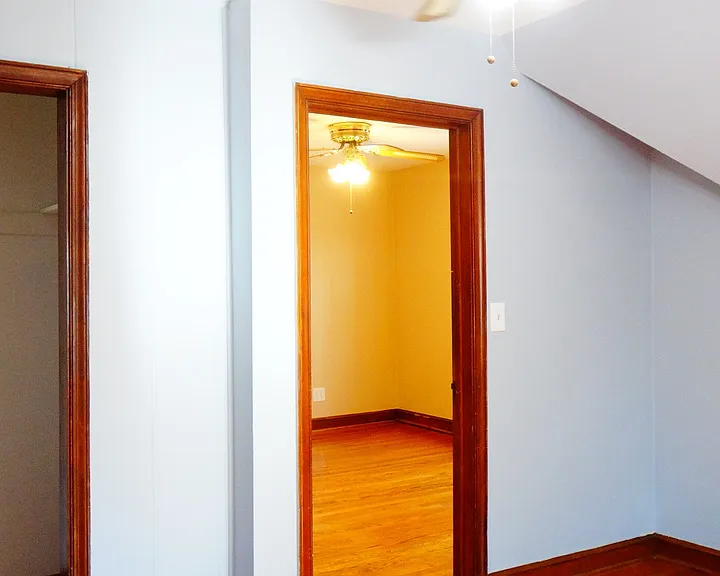 806 Houston Ave — Photo 14