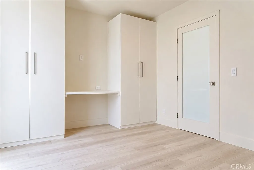 2 bed, 880 sqft, $4,700 — Photo 4